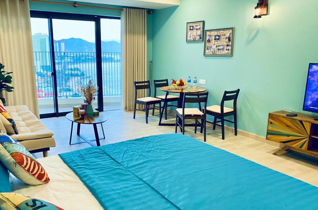 Master'S Gold Coast Apartments Nha Trang Buitenkant foto