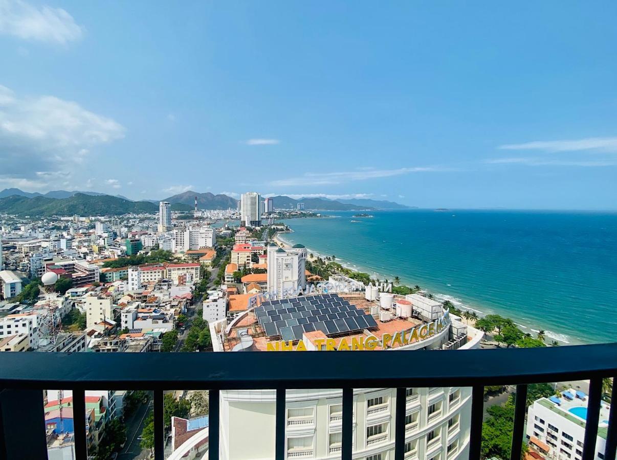 Master'S Gold Coast Apartments Nha Trang Buitenkant foto